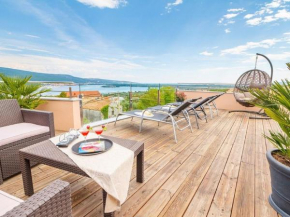 Seaview Villa in Kornic Kvarner with Outdoor Jacuzzi, Kornic